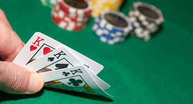 Dapatkan secara online menang poker situs kartu dengan rekening uang riil